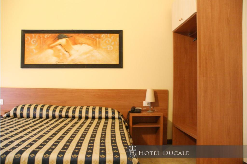 Hotel Ducale Vigevano Bilik gambar