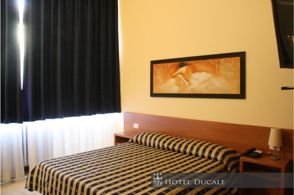 Hotel Ducale Vigevano Bilik gambar