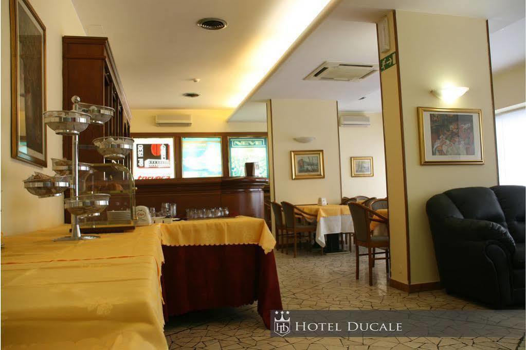 Hotel Ducale Vigevano Luaran gambar